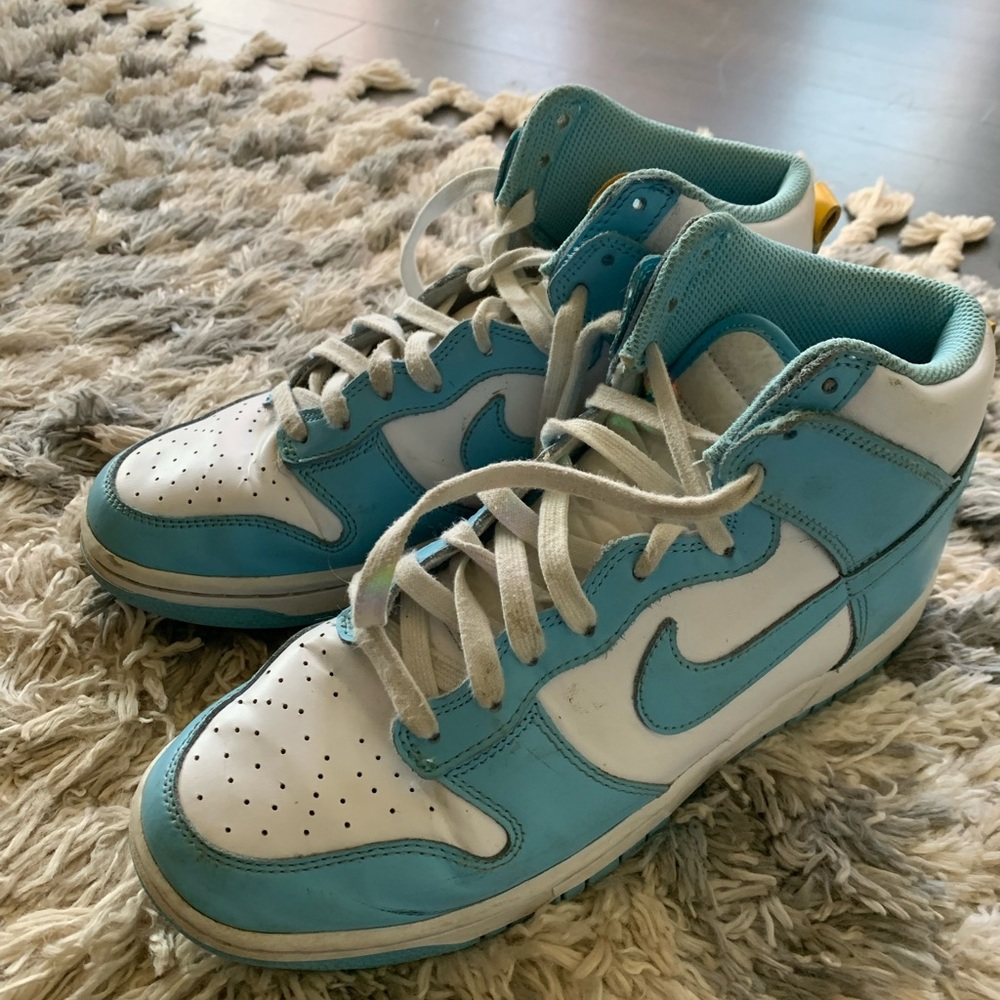 Gently used Carolina blue Nike Dunk high tops